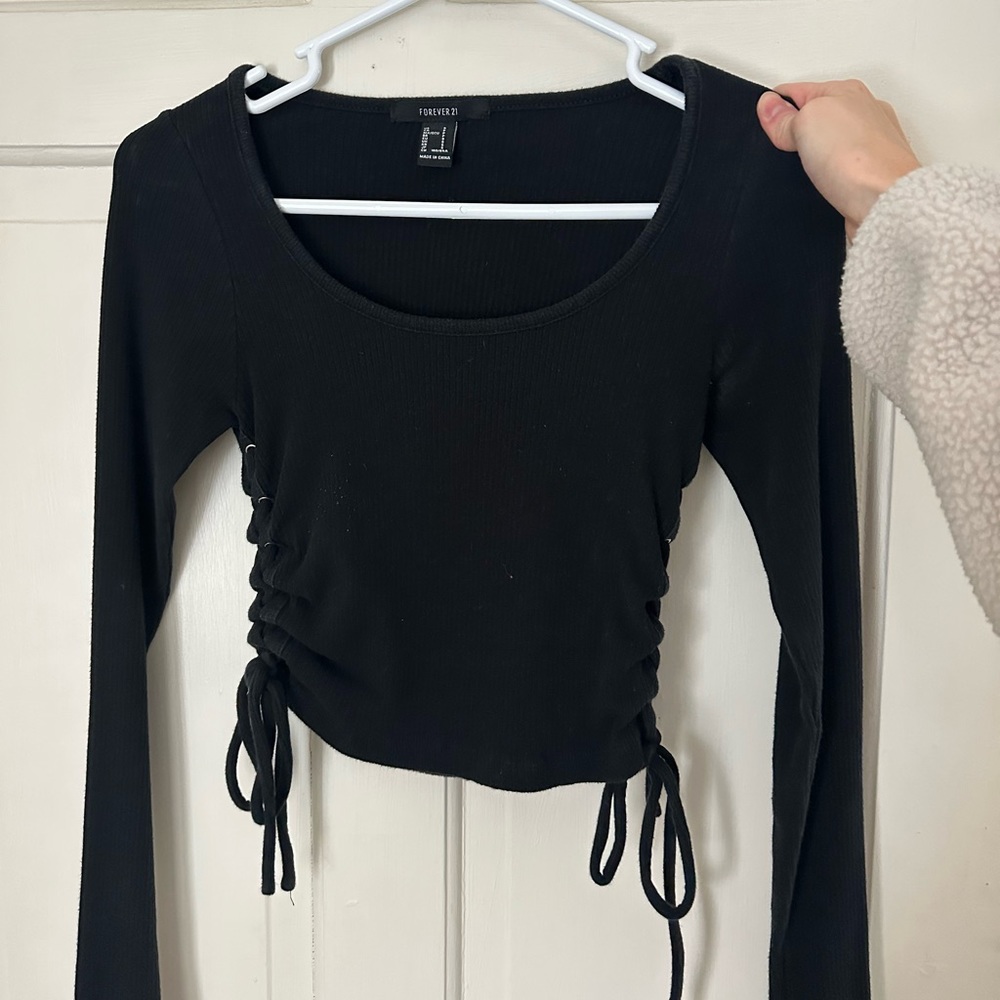 Long sleeve crop shirt with ties on sides